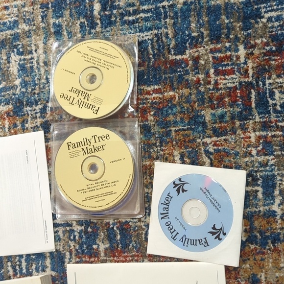 Family Tree Maker 7.0 for Windows Manual and Quick Start Guide w/ 11 CD's - Used - Picture 7 of 11